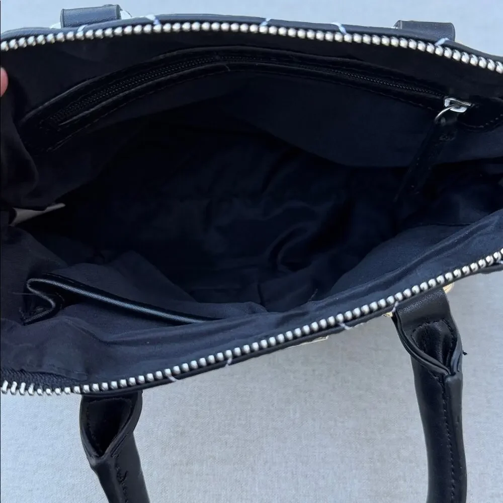 Steve Madden Black & White Satchel purse